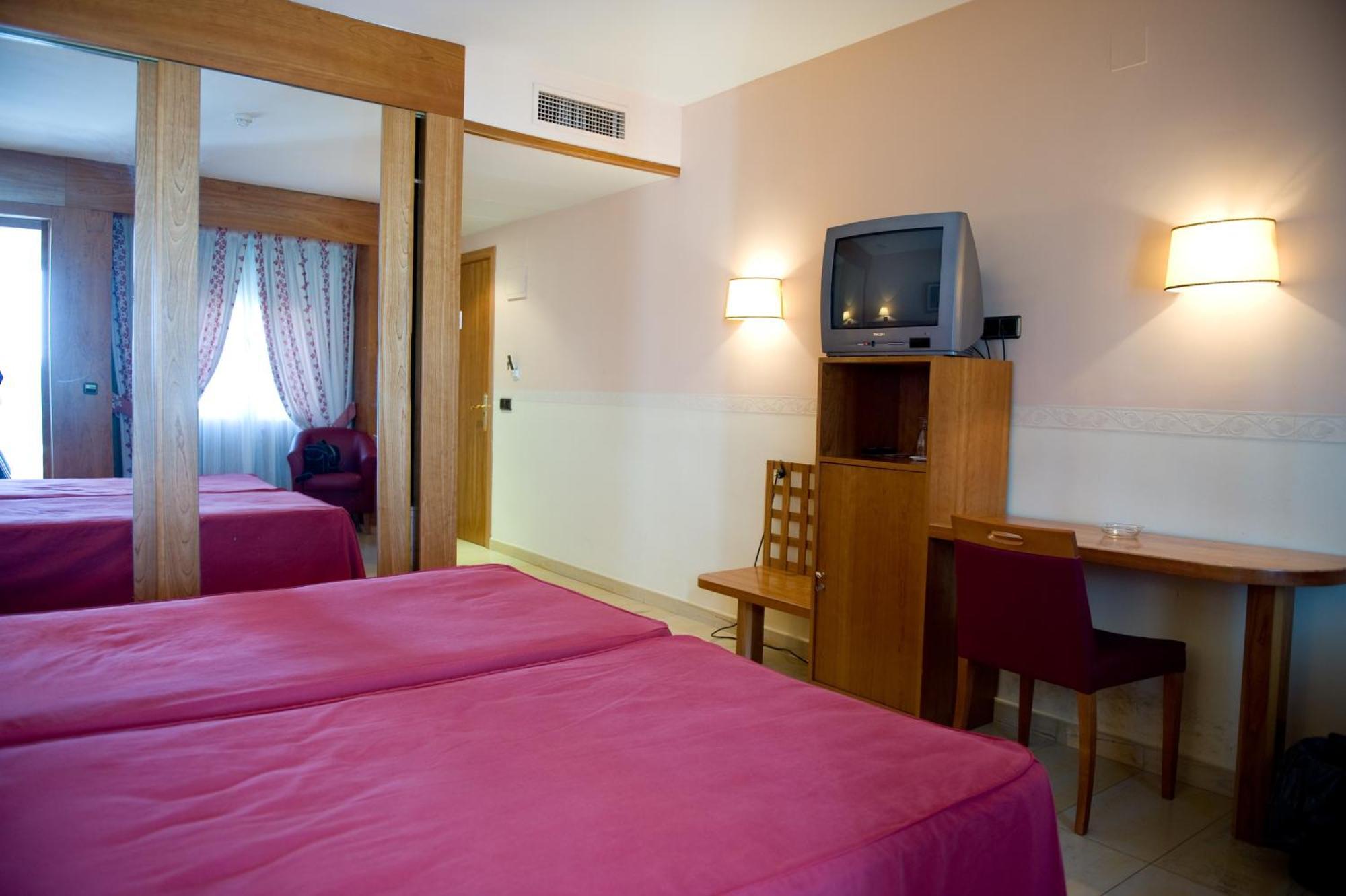 אלמדה דה לה סאחרה Hotel La Maruxina מראה חיצוני תמונה